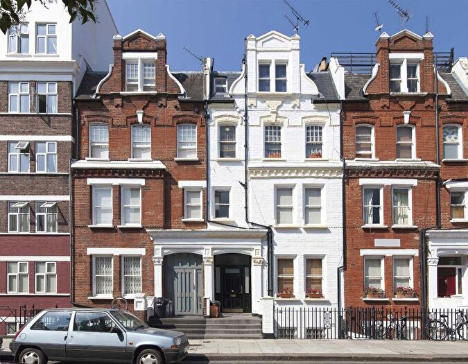 2 Bedroom Flat To Rent In Gledstanes Road, London, W14
