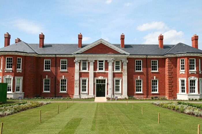 1 Bedroom Flat For Sale In Greenbank Court, Sherwood Way, Epsom, KT19