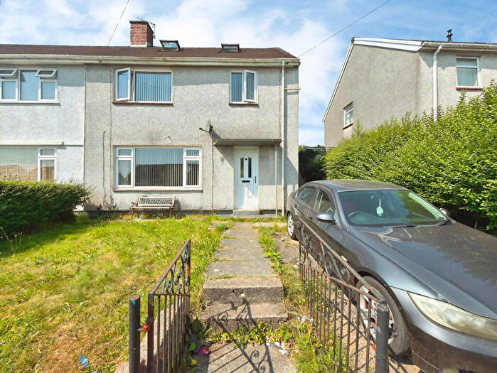 3 Bedroom Semi Detached House For Sale In Penderry Road, Penlan, Swansea, SA5