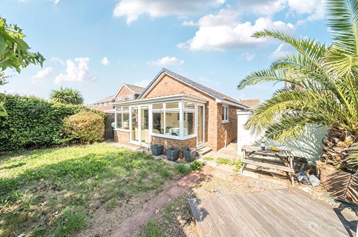 2 Bedroom Detached Bungalow For Sale In Roselands Drive, Paignton, Devon, TQ4