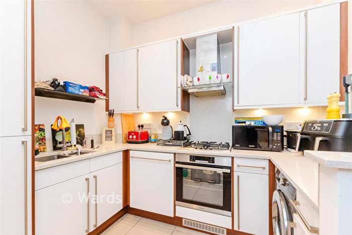 2 Bedroom Terraced House For Sale In Chapel Drive, Dartford, Kent, DA2