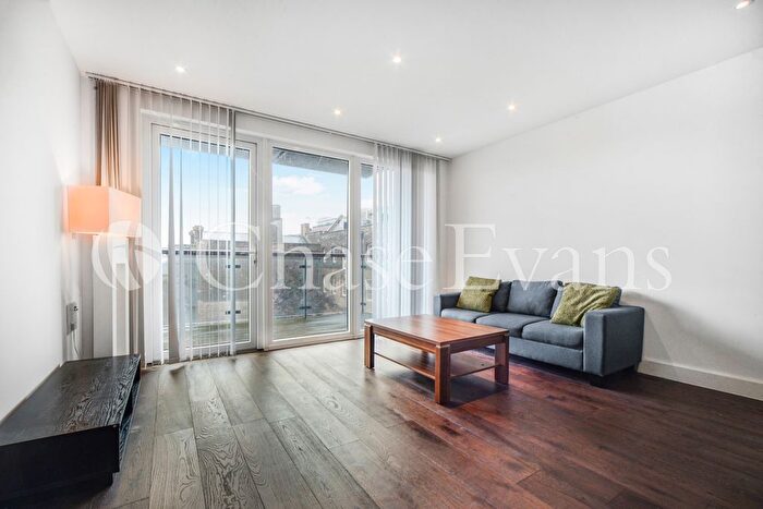 1 Bedroom Flat To Rent In Imperial Building, Duke Of Wellington Avenue, Woolwich, London, SE18