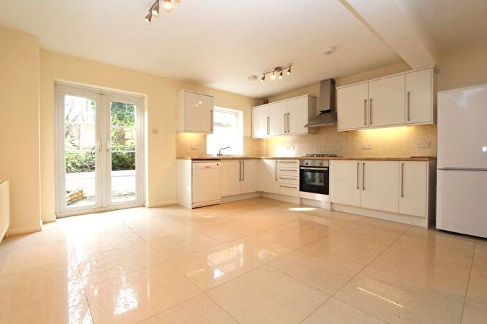 4 Bedroom Detached House To Rent In Westmoreland Place, Ealing, London, W5
