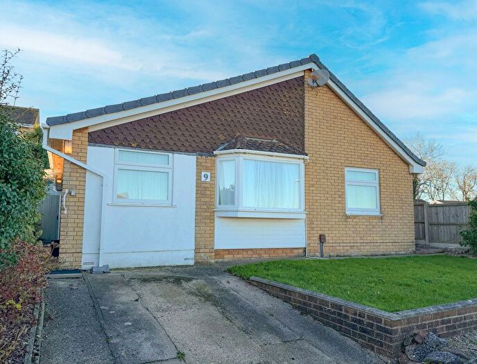 3 Bedroom Bungalow For Sale In Manaton Tor Road, Paignton, TQ3