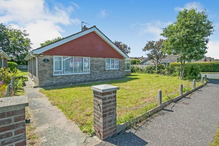 3 Bedroom Bungalow To Rent In Brett Avenue, Gorleston, NR31
