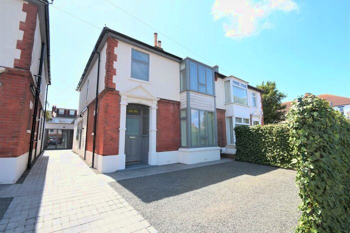 1 Bedroom Flat To Rent In Hartley Road, Portsmouth, PO2