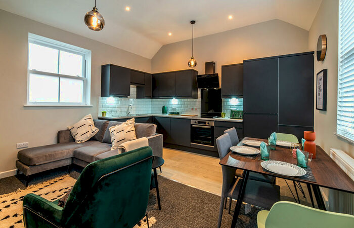 4 Bedroom Flat To Rent In The Maze, North Sherwood Street, NG1