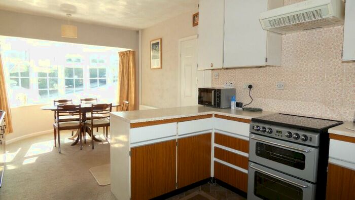 4 Bedroom Detached House For Sale In New Crescent, Leeds, West Yorkshire, LS18