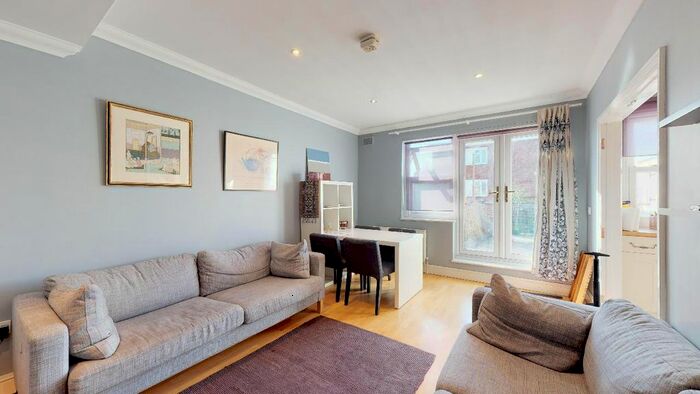 2 Bedroom Flat To Rent In Fulham Road, Fulham, SW6