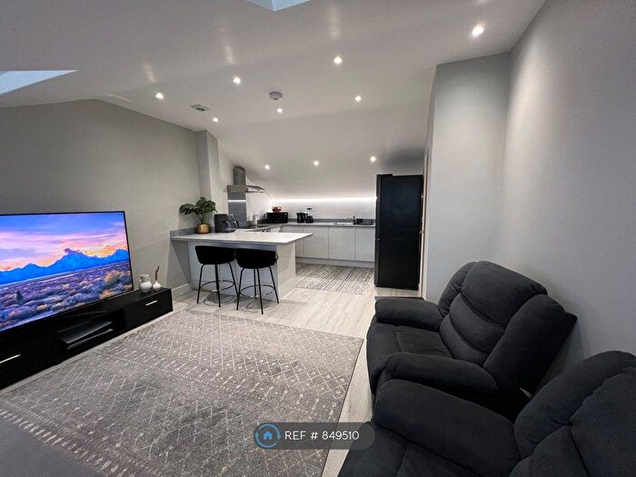 2 Bedroom Flat To Rent In Tavistock Street, Bedford, MK40