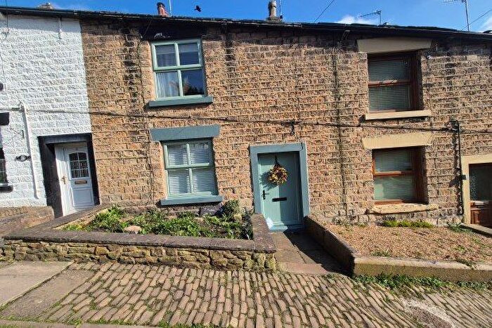 2 Bedroom Property To Rent In Milton Street, Ashton-Under-Lyne, OL5