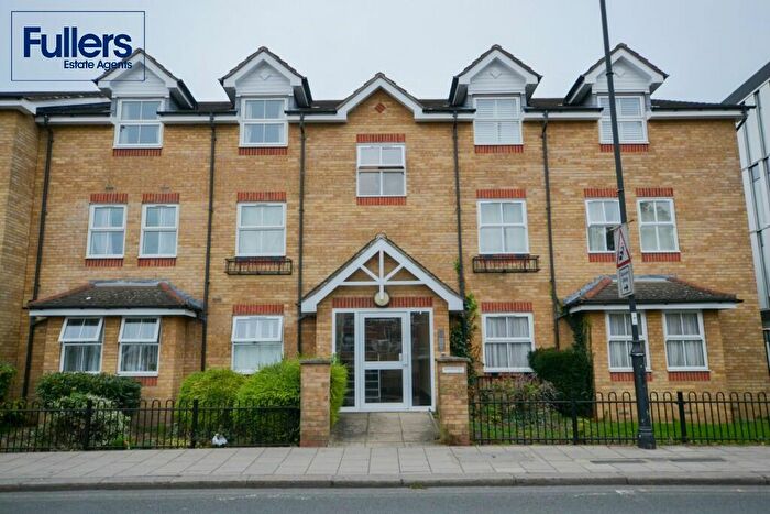 1 Bedroom Flat To Rent In Genotin Road, London, EN1