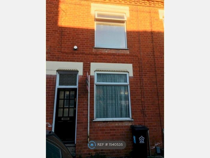 3 Bedroom Terraced House To Rent In Henton Road, Leicester, LE3