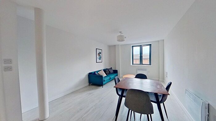 2 Bedroom Flat To Rent In Atkinson Street, Leeds, LS10