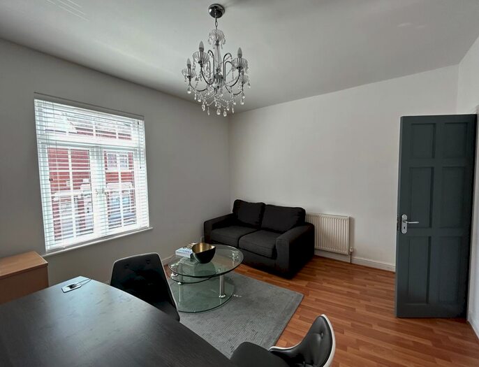 2 Bedroom Flat To Rent In Egginton Street, Leicester, LE5