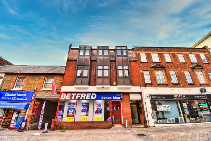 1 Bedroom Flat To Rent In Station Road, Redhill, RH1