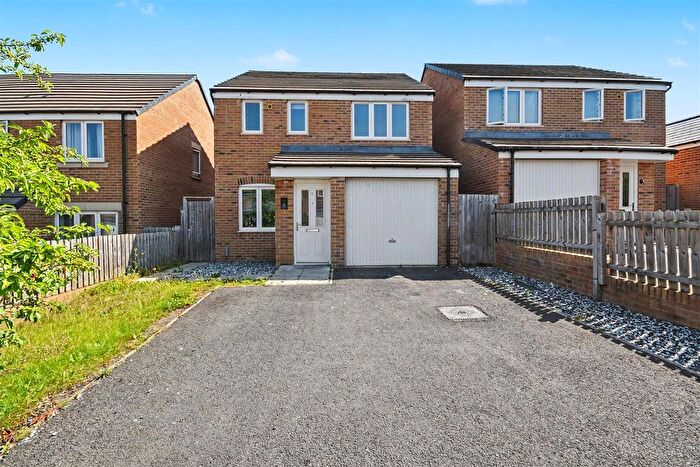 3 Bedroom Detached House To Rent In Seawell Road, Weldon, NN17