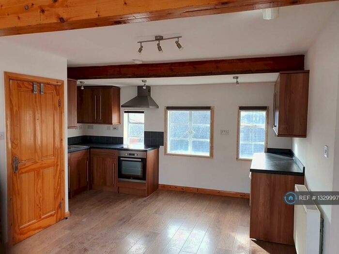 2 Bedroom Flat To Rent In Market Street, Loughborough, LE11