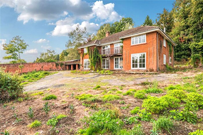 5 Bedroom Detached House For Sale In Knighton Road, Presteigne, Powys, LD8