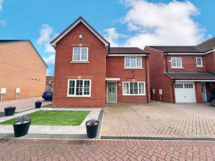3 Bedroom Detached House For Sale In Brookfield Avenue, Middlesbrough, TS5