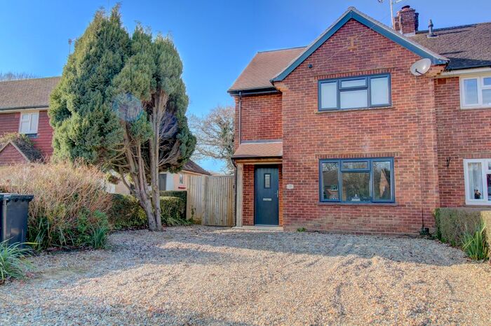 4 Bedroom Semi-Detached House For Sale In The Glebe, Leigh, Reigate, RH2