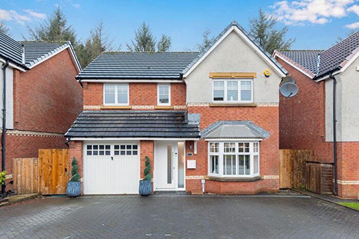 4 Bedroom Detached House For Sale In Bluebell Glade, Livingston, EH54