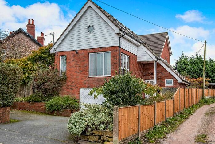 3 Bedroom Detached House To Rent In Arbour Lane, Standish, Wigan, Lancashire, WN6