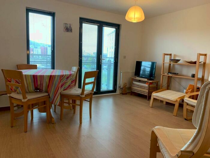 2 Bedroom Flat To Rent In Maritime Quarter, Swansea, SA1