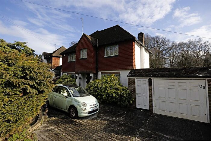 5 Bedroom Detached House For Sale In Ballards Way, Croydon, CR0