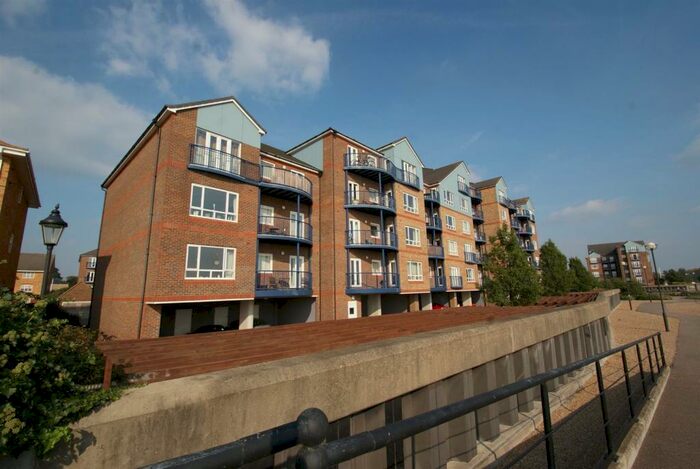 2 Bedroom Apartment To Rent In Argent Street, Grays, RM17