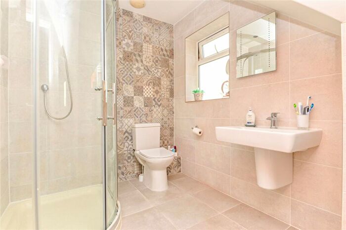 4 Bedroom Detached House For Sale In Manor Road, Milford On Sea, Lymington, Hampshire, SO41