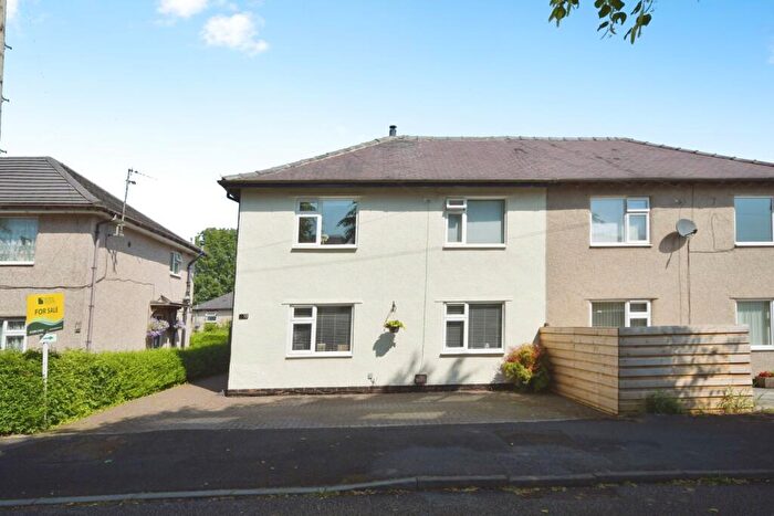 3 Bedroom Semi Detached House For Sale In Derwent Road, Buxton, Derbyshire, SK17
