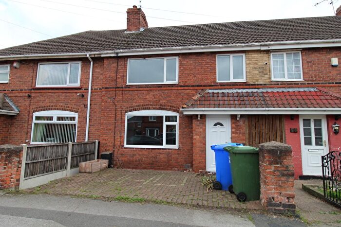 3 Bedroom Terraced House For Sale In Milne Road, Bircotes, Doncaster, DN11