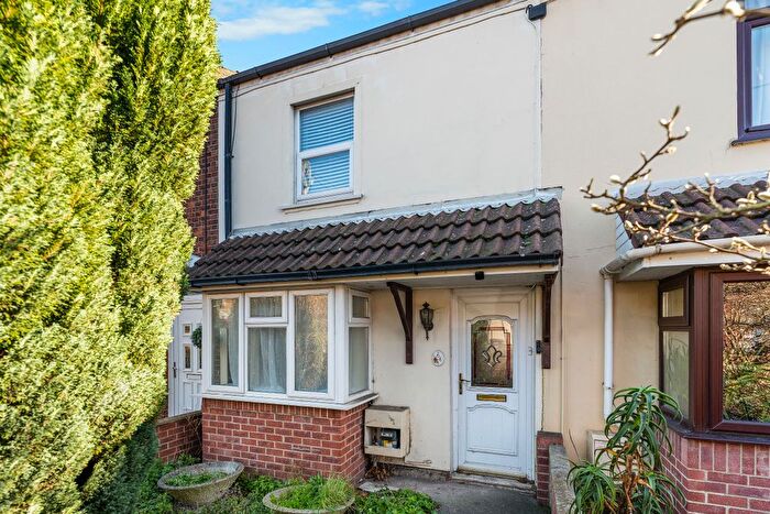 2 Bedroom Terraced House For Sale In Bristol Road, Bridgwater, TA6