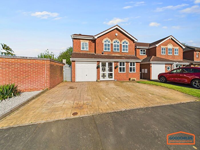 4 Bedroom Detached House For Sale In Fairburn Crescent, Pelsall, WS3