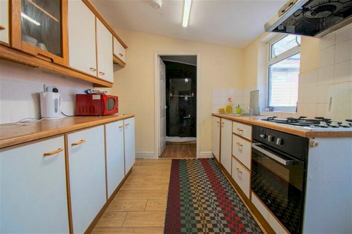 4 Bedroom Terraced House To Rent In Belle Grove West, Newcastle Upon Tyne, NE2