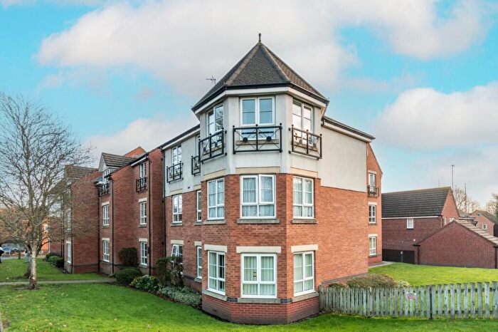 2 Bedroom Apartment For Sale In Britannia Close, Redditch, Worcestershire, B98