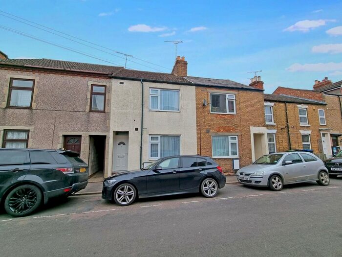 2 Bedroom Terraced House To Rent In William Street, Rugby CV21