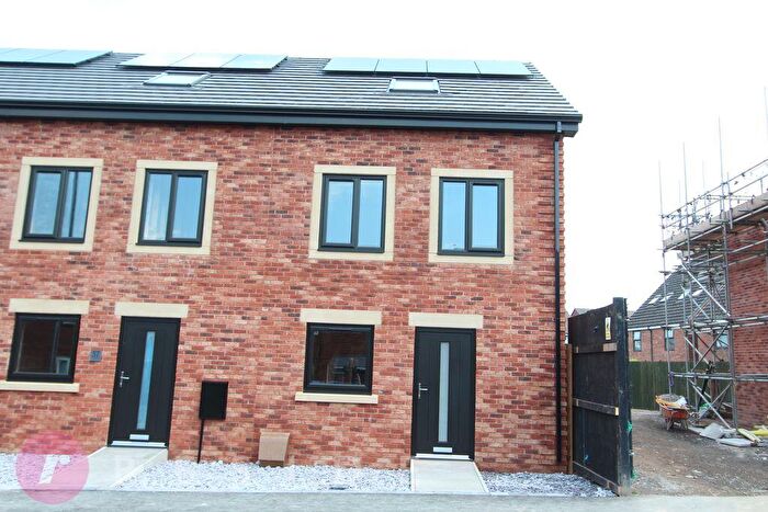 4 Bedroom Town House For Sale In Schofield Street, Heywood, OL10