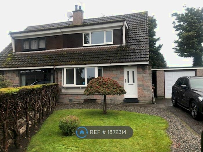 3 Bedroom Semi-Detached House To Rent In Raigmore Avenue, Inverness, IV2