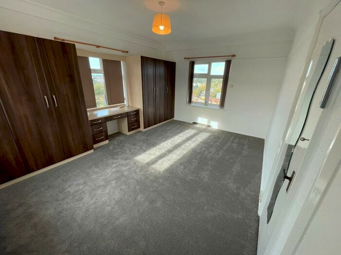 2 Bedroom Apartment To Rent In Bath Road, Bournemouth, BH1