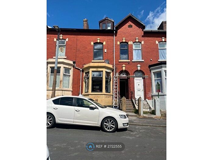 4 Bedroom Terraced House To Rent In Irving Place, Blackburn, BB2