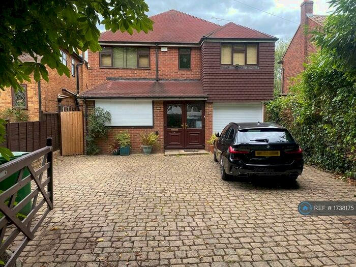 4 Bedroom Detached House To Rent In Upton Park, Slough, SL1
