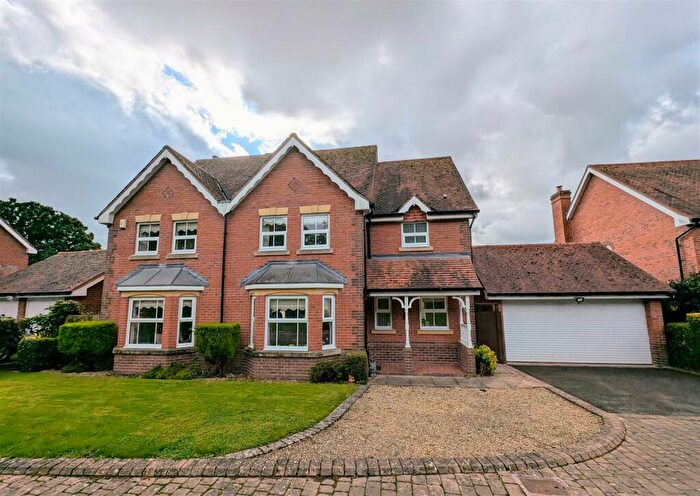 4 Bedroom Detached House For Sale In Braemar Gardens, Hereford, HR1