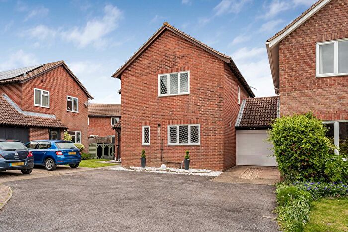 4 Bedroom Detached House For Sale In Warmans Close, Wantage, OX12