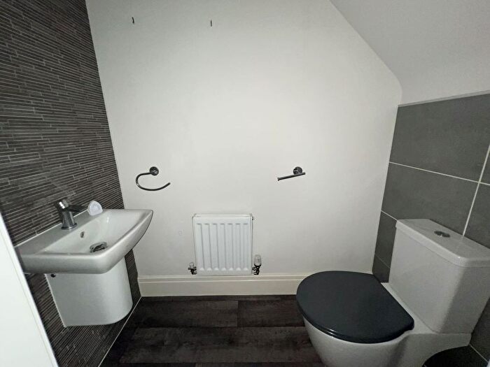2 Bedroom Semi-Detached House For Sale In Meltonfield Goldthorpe, Rotherham, South Yorkshire, S63
