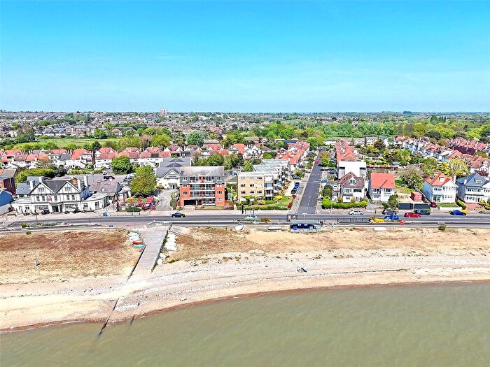 2 Bedroom Flat For Sale In Estuary Lodge, Eastern Esplanade, Thorpe Bay, SS1