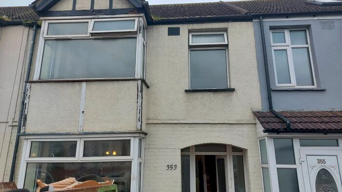 4 Bedroom Terraced House To Rent In Station Road, Hayes UB3