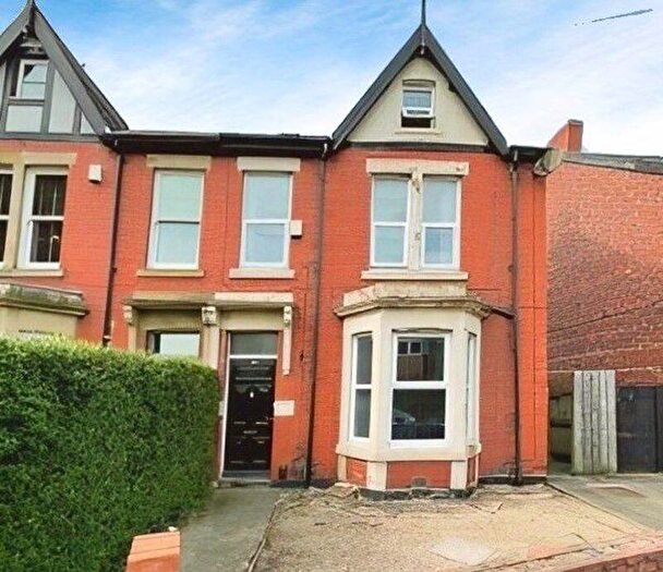 6 Bedroom Semi-Detached House To Rent In Osborne Road, Jesmond, Newcastle Upon Tyne, NE2