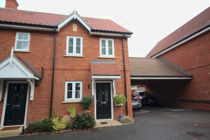 2 Bedroom Semi-Detached House To Rent In Burntwood Way, Brentwood, Essex, CM14